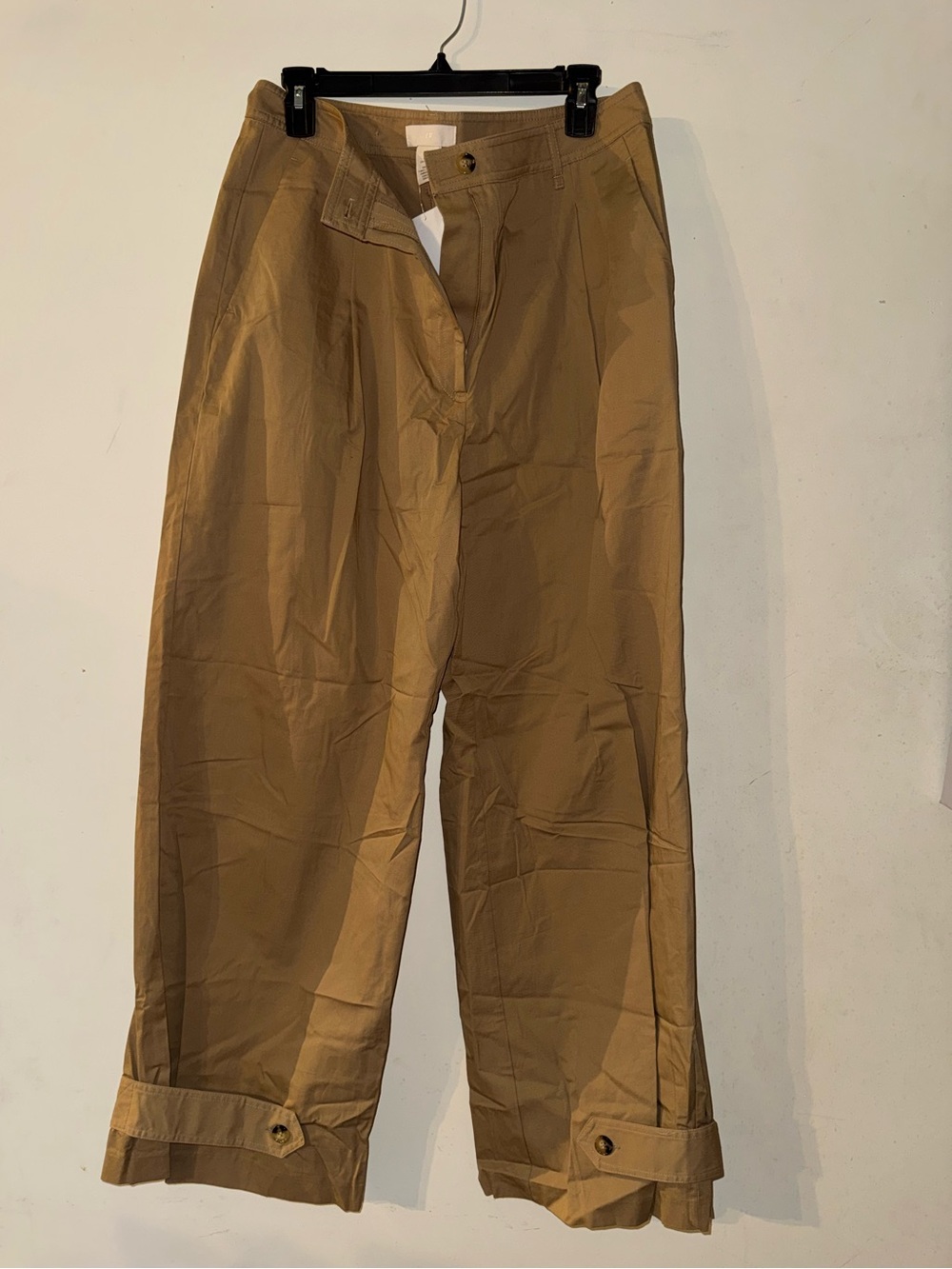 ‼️SALE‼️ H&M women’s Tan Wide-Leg pant with button ankle